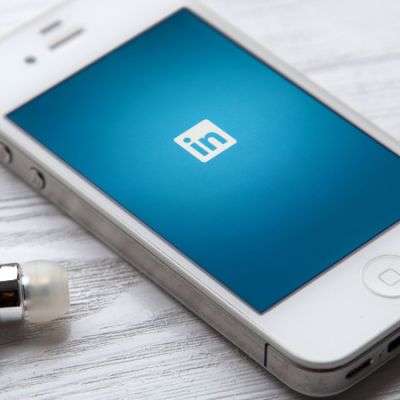 cover linkedin-mobile-app2-ss-1920-800x450